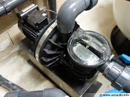 La Pompe De Filtration De Piscine