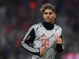 € * 08.05.2001 in , Nicht Auf Dem Mannschaftsfoto Martinez Abschied Steht Bevor Aktuelle Fc Bayern News Transfergeruchte Hintergrundberichte Uvm
