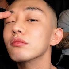 Song hye kyo, aktör yoo ah in ile yakın arkadaşlığını gösterdi! Yoo Ah In Fanbase Sikseekers Twitter