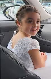 Beautiful princess Aimee 😍 ❤️🌹❤️Thank You so much Leone Teelan for these  beautiful photos 🌹🌹 Your daughter looked absolutely beautiful and very  elegant, just stunning❤️We are delighted that you loved the dress