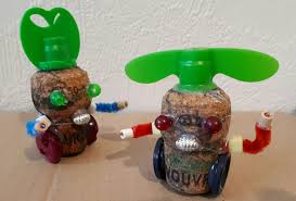 Robot En Bouchon De Liege Bouchons De Liege Liege Bouchons