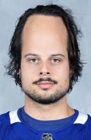 This guy doesn't get enough hate : r/NHLcirclejerk