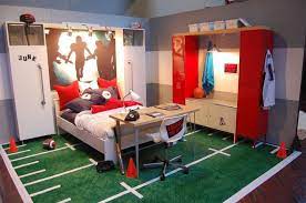 Most boys love sports of almost any kind. Describe Your Pin Boy Sports Bedroom Sports Themed Bedroom Teenage Boy Room