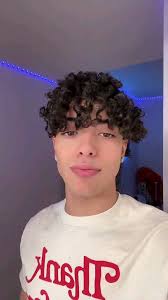 rowan.eldridge i'm back !! I finally managed to find videos to edit 🥵  (liked and reposted)