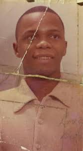 Can someone clean up old family photos?