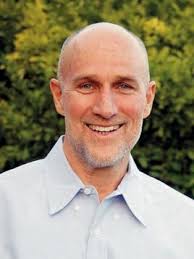 Pleasant Valley school board candidates give voters broad choice