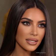 Kimkardashian Is Such A Beauty Kim Kardashian Makeup Looks Kim Kardashian Makeup Kardashian Makeup