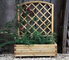 The planter with trellis has a very large flower box that can hold a variety of plants you like. Forest Toulouse Garden Trellis Planter Gardensite Co Uk