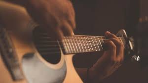 Alat musik adalah suatu alat atau instrumen yang dibentuk, dibuat atau dimodifikasi yang bertujuan agar dapat menghasilkan nada, pada dasarnya Unsur Unsur Musik Beserta Penjelasannya Yang Perlu Diketahui Dan Dipahami Ragam Bola Com
