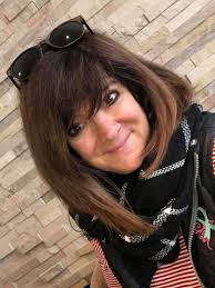 Hi there! What's everyones favorite way to pamper themselves during these  unusual times? Lets get connected!