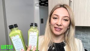 Amazon.com: ztarraum 12pcs 12oz Plastic Juice Bottles, Reusable Juice  Containers with Black Tamper Proof Lids, Brush, Funnel and Labels, Clear  Juice Containers for Juicing, Smoothie and Homemade Beverages: Home &  Kitchen