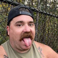 Evan Slaughter's Instagram, Twitter & Facebook