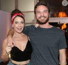 May 31, 2021 · recentemente fabiula nascimento publicou um clique antigo, feito em 2018, onde ela aparece ao lado do marido, emílio dantas, e de seus três cachorros, sendo que um deles havia acabado de chegar. Fabiula Nascimento Rejeita Ciumes Do Namorado Emilio Dantas Me Da Seguranca Purepeople