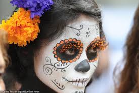 Halloween est une fête d'origine celte et introduite en amérique du nord après l'arrivée massive d'émigrants irlandais et écossais. Comment Celebre T On Halloween Dans Les Differents Pays Du Monde