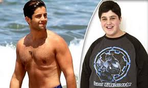 Josh peck who starred in drake and josh was spotted shirtless on the beaches of maui with a mystery woman. Josh Peck Former Drake And Josh Child Star Reveals Weight Loss Daily Mail Online