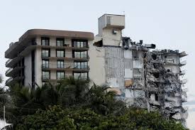 Images from surfside, north of miami beach, show a pile of debris on one side of the building. Xrcukxiqztegpm