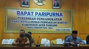 Pelanggaran protokol kesehatan itu terjadi saat ribuan pendukung turut memeriahkan pendaftaran bakal pasangan calon wali kota solo totalnya diperkirakan mencapai seribu orang lebih. Terapkan Protokol Kesehatan Undangan Pelantikan Wakil Ketua Dprk Aceh Tamiang Dibatasi Serambi Indonesia