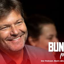 Robert habeck ist seit 2018 bundesvorsitzender von bündnis 90/die grünen. Bunte Menschen Podcast Robert Habeck Wie Viel Sexyness Braucht Ein Politiker Bunte De