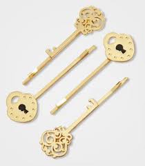 How To Pick A Circle Lock With A Bobby Pin Under Lock Key Barrette Set Under Lock And Key Lock And Key Accessories