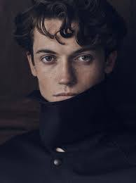 Tom Leeper's Instagram, Twitter & Facebook