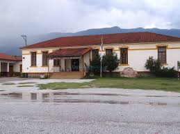 Όπως φαίνεται και στο βίντεο του protothema.gr. Eg Dhmotiko Sxoleio Rodopolhs Sxoleio Serres Sintikh