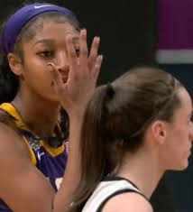 I'm need yall men to stop saying women degrading themselves when yall out  here moving like this. Have several seats sir—- lol