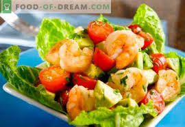 1) per preparare l'insalata con avocado e gamberetti nel pompelmo taglia a metà i pompelmi e svuotali con delicatezza eliminando la polpa utilizzando, se necessario, l'apposito coltellino a lama ricurva e seghettata. Insalata Con Avocado E Gamberetti Ricette Collaudate Come Cucinare Un Insalata Con Avocado E Gamberetti