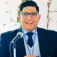 80+ "Saúl" profiles