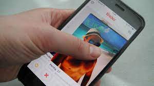 Tinder, a globally popular dating app, is owned by match group while tagged and skout are owned by the meet group. Tinder Und Grindr Sollen Nutzer Daten Verkauft Haben