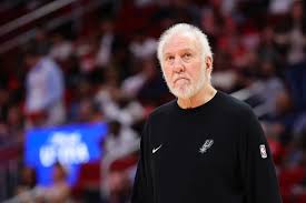 Gregg Popovich Helps Spurs in Film Session After Game 1 Loss to Timberwolves