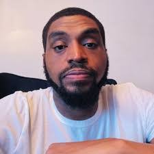 Diego Vegas's Instagram, Twitter & Facebook