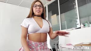 PutaLocura - La peruana guarrilla Michi seduce y folla a Torbe vestida de  colegiala - XNXX.COM