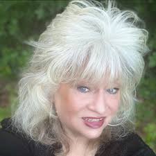 Hey Southern, 2021-2022 Miss Sophmore Amaiya Ewell wants YOU to go sleeves  up for the COVID-19 vaccine. Be like Amaiya, get your shot, protect your  communities and get a $100 while you're