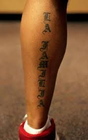 Tetování na stehno motivy : Motiv Tetovani Na Lytko 20 Tetovani Tattoos Tattoo Quotes A Quotes
