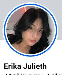 Mi cara despues de ver las historis de Erika Julieth