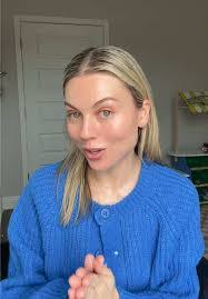 Mackenzie Burks's Instagram, Twitter & Facebook