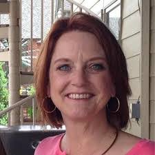 Amber Hunley's Instagram, Twitter & Facebook