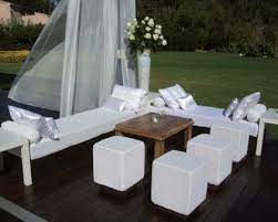 All White Theme Party Decorations Blog Archive Party Decoration Ideas For A White Theme Party White Party Theme Party Seating White Christmas Party