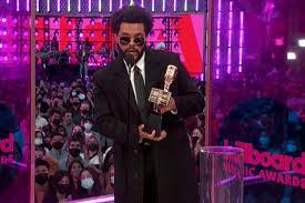 And migos kicked off the 2021 billboard music awards on an outdoor stage in downtown los angeles on sunday night with scores of fans in attendance. Yw4kbgl69ezdxm