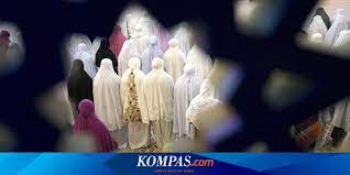 Lebih dari 80 kitab mu'tabar dari berbagai cabang ilmu telah menyatakan bahwa salat tarawih yang dikerjakan dengan 4 rakaat 1 salam itu tidak sah. Ramadhan Di Rumah Kapan Waktu Terbaik Untuk Melaksanakan Shalat Tarawih Halaman All Kompas Com