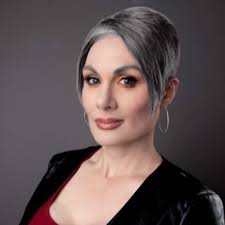 Katrina Compton's Instagram, Twitter & Facebook