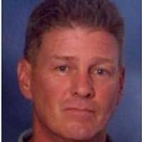 Jennifer Dustin's Instagram, Twitter & Facebook