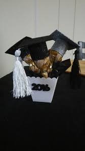La uoc es una universidad online que ofrece cursos de grado, posgrados, másters e idiomas. Arreglos Florales Para Graduacion De Universidad Google Search Centros De Mesa Graduacion Manualidades Fiestas De Graduacion Decoracion