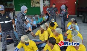 Kerteh port office (pejabat pelabuhan kerteh). 50 Ditahan Jabatan Imigresen