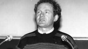 Tipperary boy gets stuck inside arcade machine