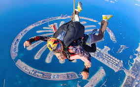 Includes ground school, 7 skydives, and 15 minutes tunnel time) aed 10,000. Dubai Skydiving Tandem Skydive Dubai Desert Campus Zone Palm Drop Zone