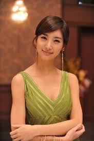 lee hye in おしゃれまとめの人気アイデア pinterest j i かわいいメガネ 身長 体重 結婚