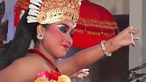 Wisuda perdana stikes panca atma jaya