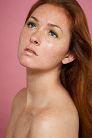 model headshot portrait talent — ALISON BARNES MARTIN