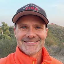 Josiah Hamilton's Instagram, Twitter & Facebook